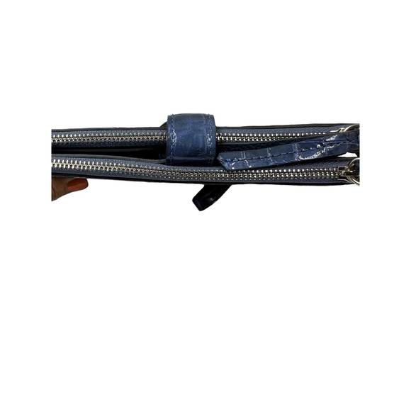 Brighton Bellissimo Heart Zip large Wallet with wristlet - Picture 6 of 7